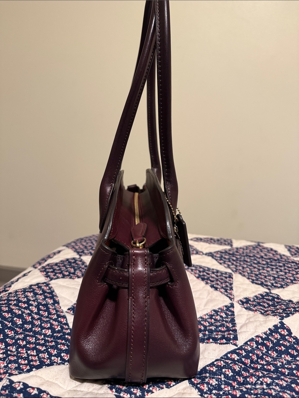 COACH Empire 34 in Merlot EUC - Picture 4 of 11